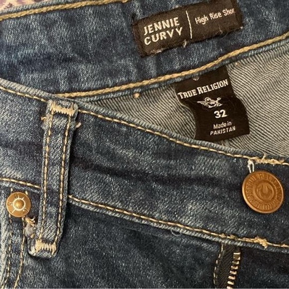True Religion Jean Shorts - Picture 6 of 6